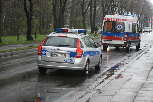 Groźny wypadek w Zabrzu. 20-latek potrącony na przejściu dla pieszych