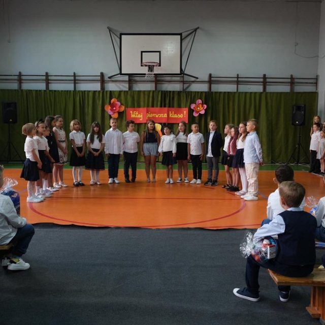 Zabrze rozpoczęło nowy rok szkolny. Prezydent złożył życzenia [FOTO]