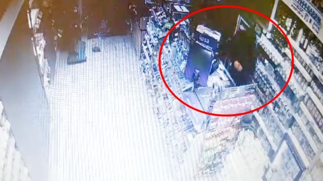 Włamanie do sklepu w Zabrzu. Policja szuka sprawców