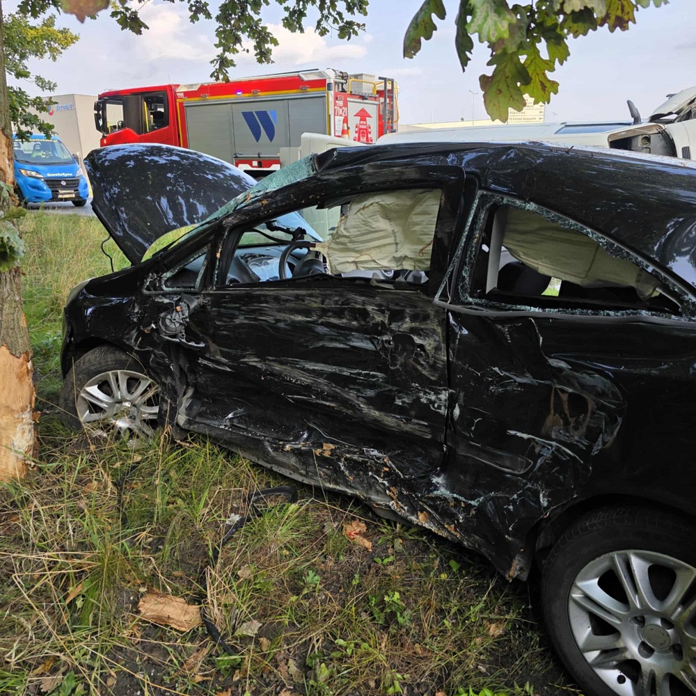 Poranny wypadek w Zabrzu. Cztery osoby trafiły do szpitala po zderzeniu!