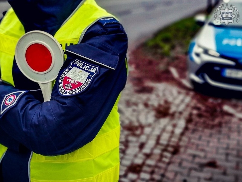 18-latek pędził 86 km/h w strefie 30 – stracił prawo jazdy!