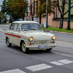 Klasyki przejechały przez miasto. Po raz ósmy! [ZDJĘCIA]