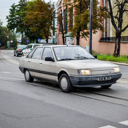 Klasyki przejechały przez miasto. Po raz ósmy! [ZDJĘCIA]