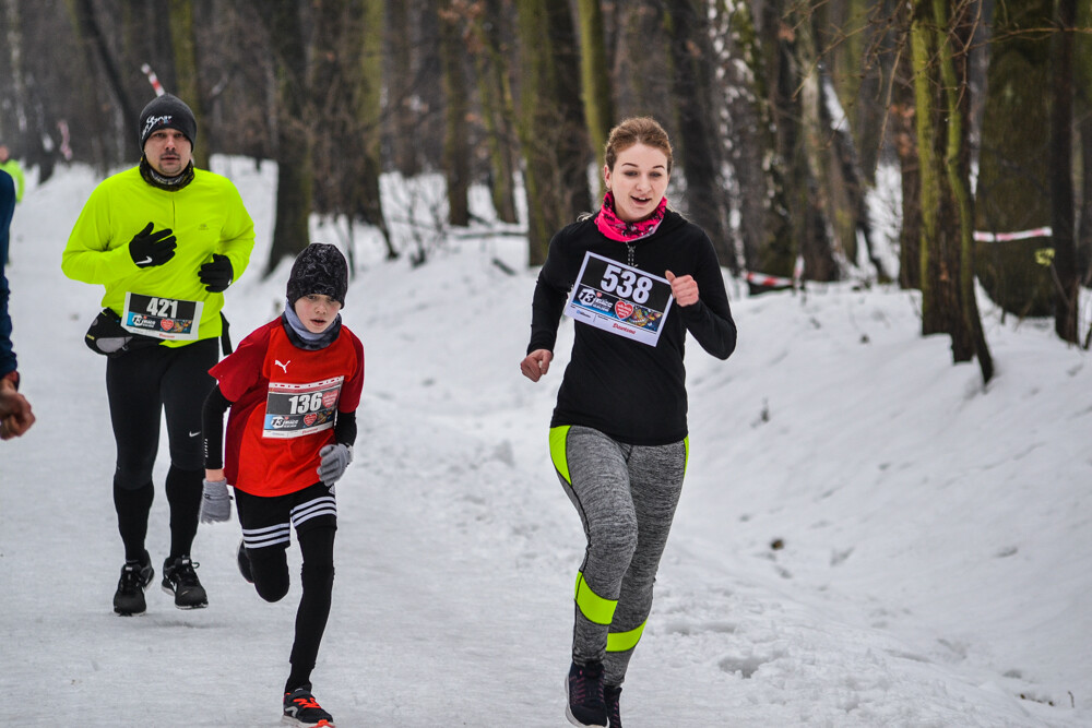 Ponad 600 osób wzięło udział w charytatywnym biegu dla Wielkiej Orkiestry Świątecznej Pomocy w Zabrzu. My też tam byliśmy i mamy zdjęcia!