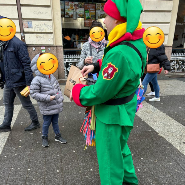 Militarny Mikołaj ze specjalną akcją z okazji Światowego Dnia Walki z Depresją / fot. Fundacja Militarny Mikołaj