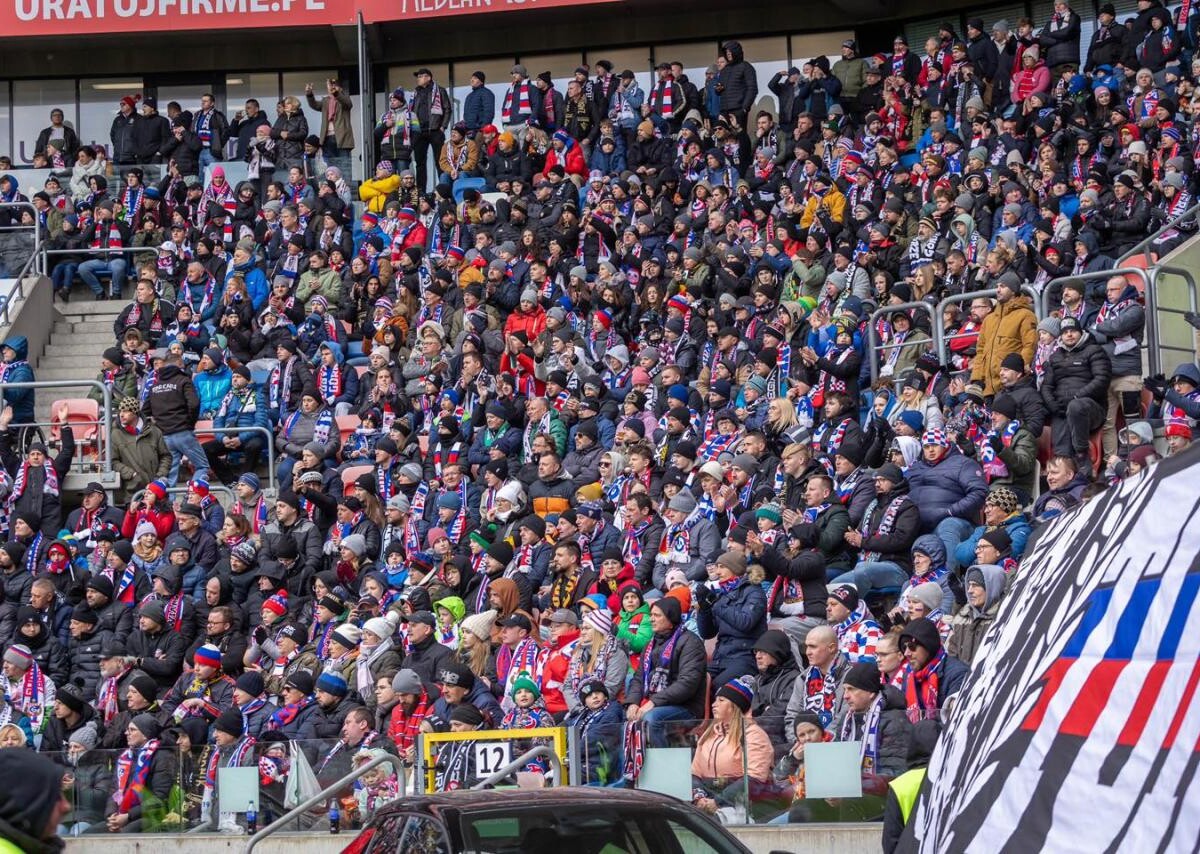 Górnik Zabrze przegrał 1:2 z Legią Warszawa w 27. kolejce Ekstraklasy / fot. UM Zabrze