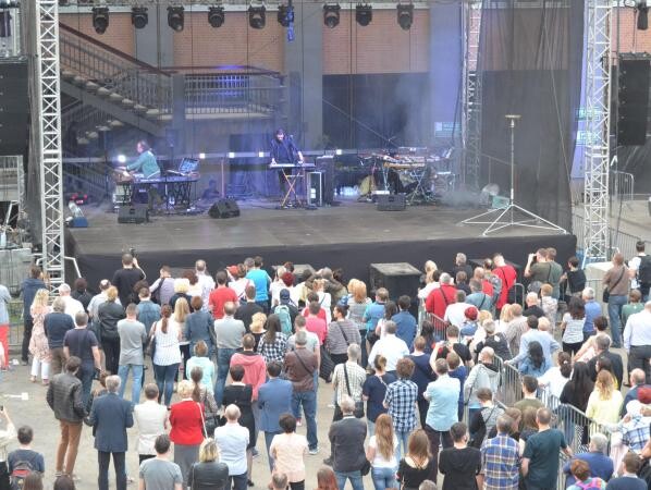Industria Live