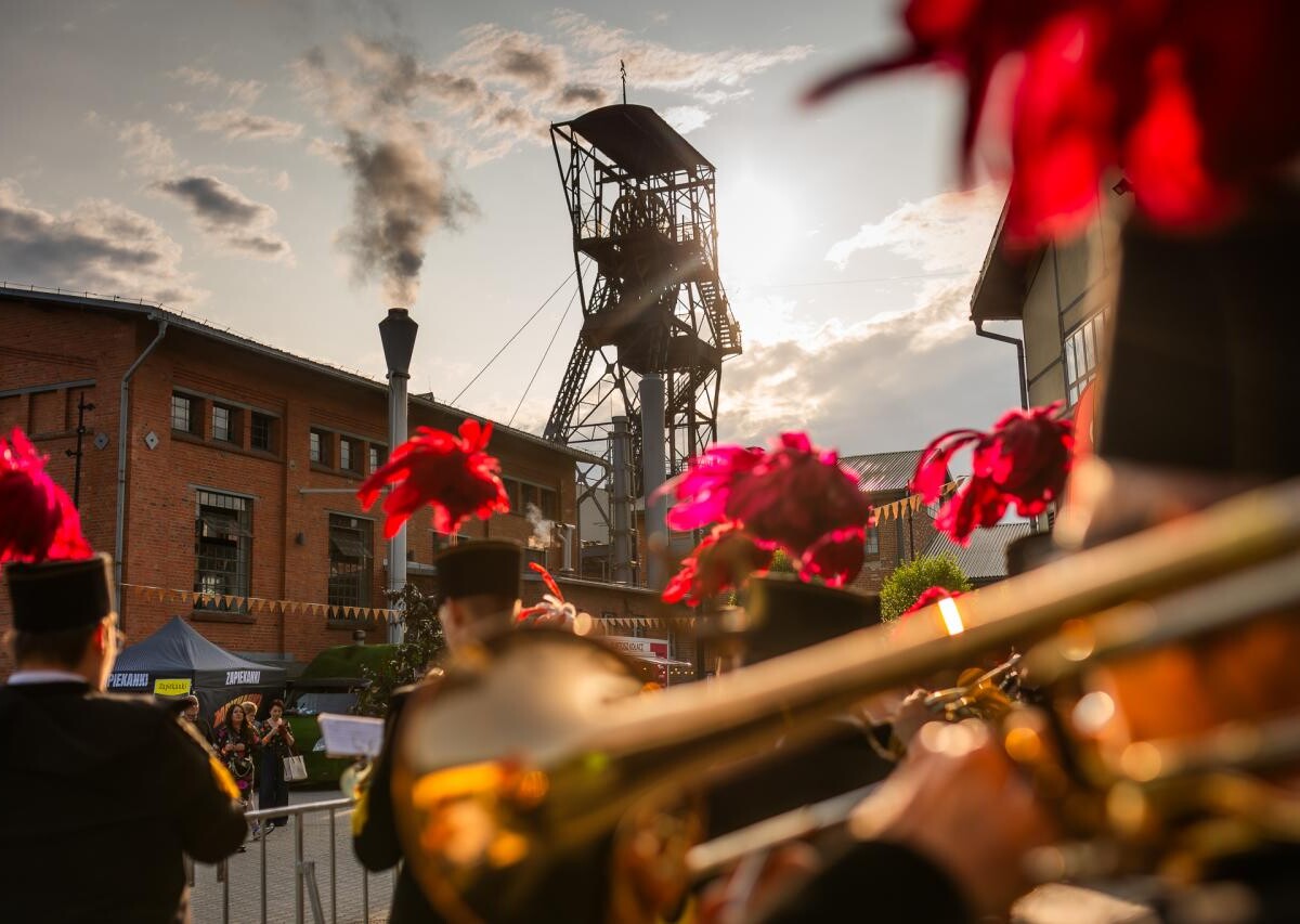 INDUSTRIADA 2025 w Zabrzu przyciągnęła tłumy mimo ulewy / fot. Radosław Kaźmierczak