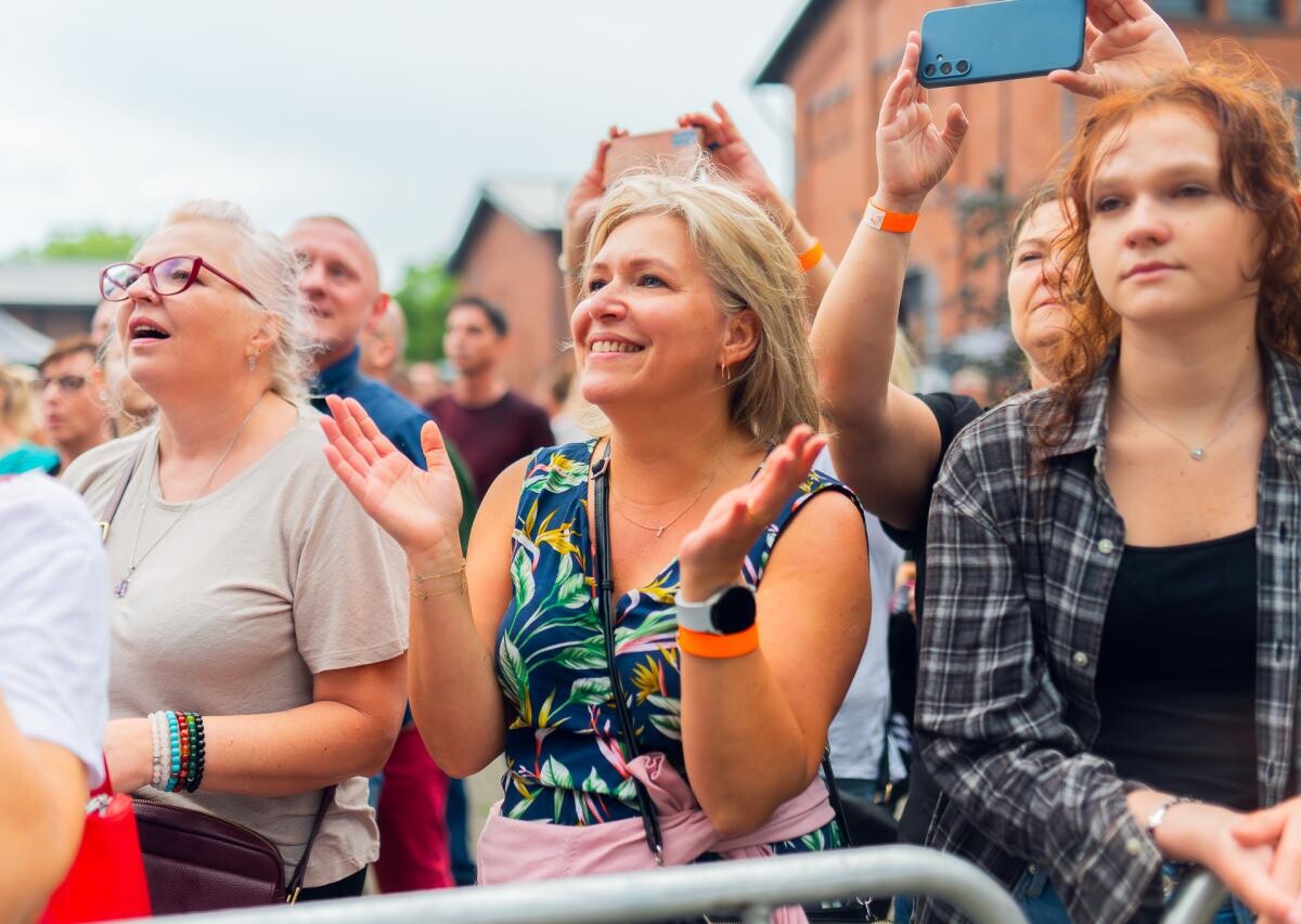 INDUSTRIADA 2025 w Zabrzu przyciągnęła tłumy mimo ulewy / fot. Radosław Kaźmierczak