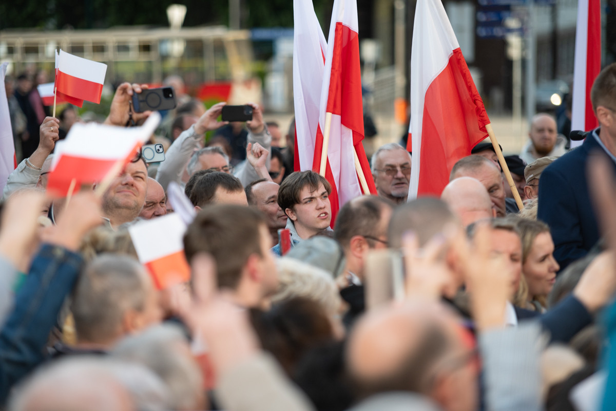 Nawrocki w Zabrzu: Krytyka PO, plany energetyczne i wsparcie George’a Simiona. / fot. Marek Faber