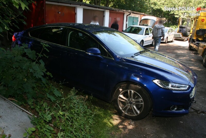 Kryminalni odzyskali sktradzionego forda mondeo