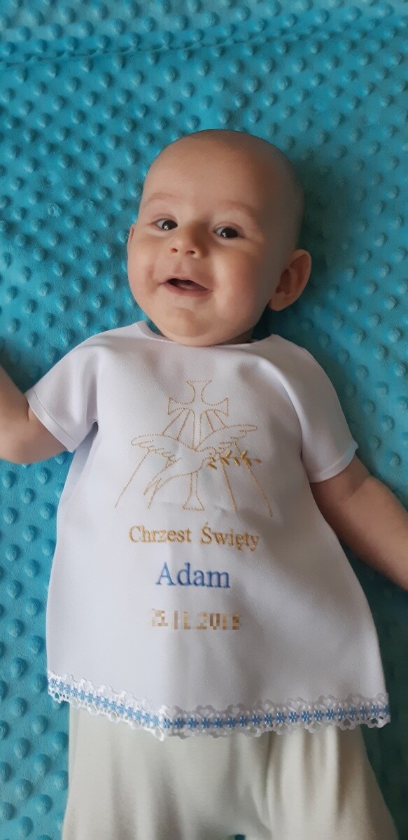 Dzień dobrej Wszystkim :-)  mam na imię Adaś, urodziłem się 23.09.2018. Moi rodzice i brat bardzo długo na mnie czekali,  ale gdy już się pojawilem to stałem się ich oczkiem w głowie.  Bardzo lubię się śmiać i machać nóżkami :-) bardzo gorąco zachęcam do głosowania na moje zdjęcie :-) 
dzielnica: Rokitnica 