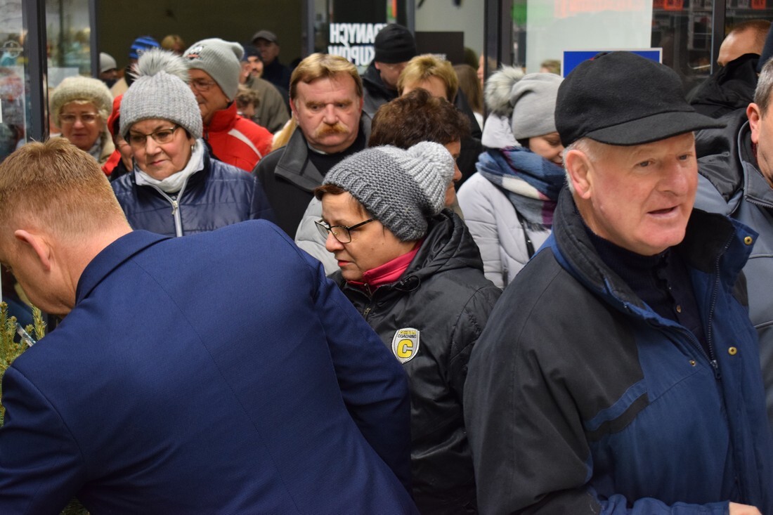 13 grudnia o godzinie 7:00 przy ul. Damrota 1 otwarty został ósmy sklep sieci Lidl w Zabrzu. Z okazji otwarcia na klientów czekała specjalna oferta produktów w promocyjnych cenach.