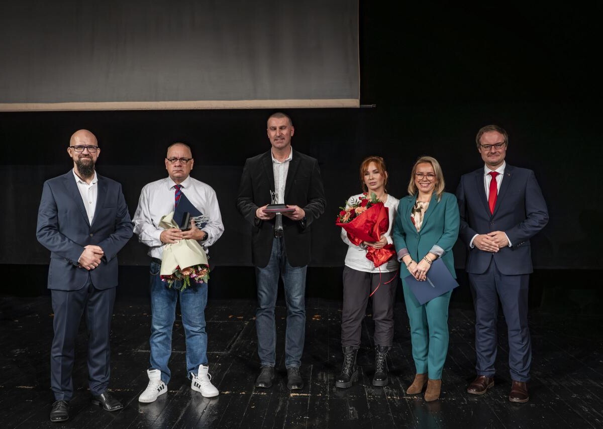 Nagrodzono „Profilaktyka Roku 2025 Zabrze” – wyróżniono osoby i instytucje, które wspierają zdrowie i bezpieczeństwo młodzieży / fot. UM Zabrze