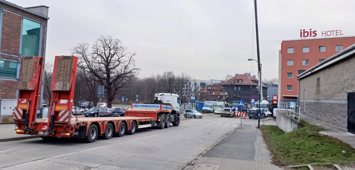 Przebudowa mostu nad rzeką Bytomką. Kiedy zakończą się prace? / fot. Sara Synowiec
