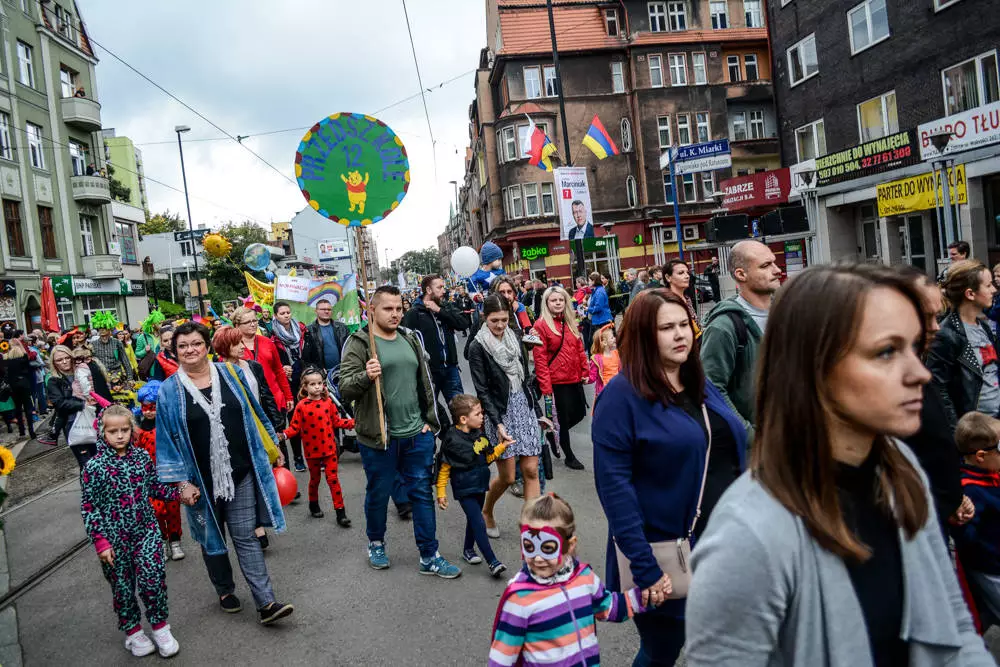 Za nami kolejne Skarbnikowe Gody, kolorowy tłum przeszedł ulicami naszego miasta. Jak co roku wspólnie uczczono rocznicę nadania praw miejskich Zabrzu.