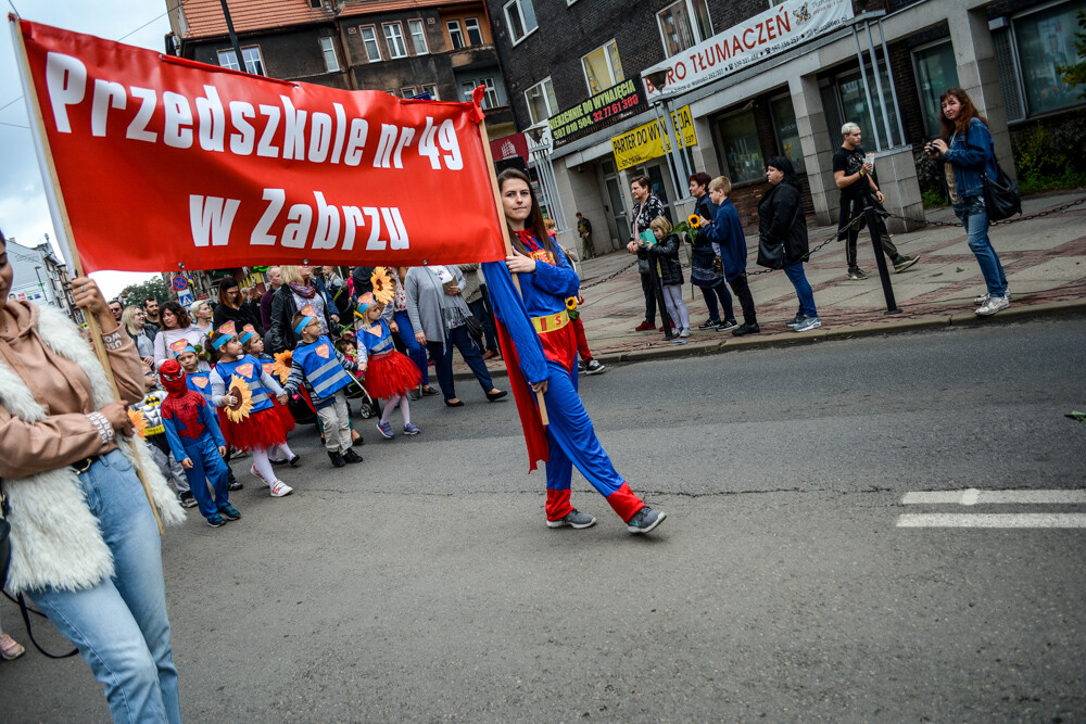 Za nami kolejne Skarbnikowe Gody, kolorowy tłum przeszedł ulicami naszego miasta. Jak co roku wspólnie uczczono rocznicę nadania praw miejskich Zabrzu.