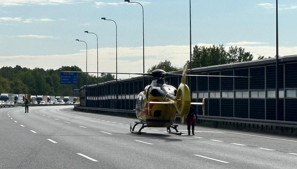 Śmiertelny wypadek na autostradzie A4 w kierunku Katowic / fot. KM PSP Zabrze