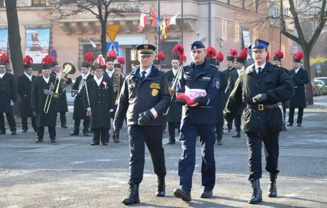 Wczoraj na pl. Warszawskim odbyły się zabrzańskie obchody Narodowego Święta Niepodległości.