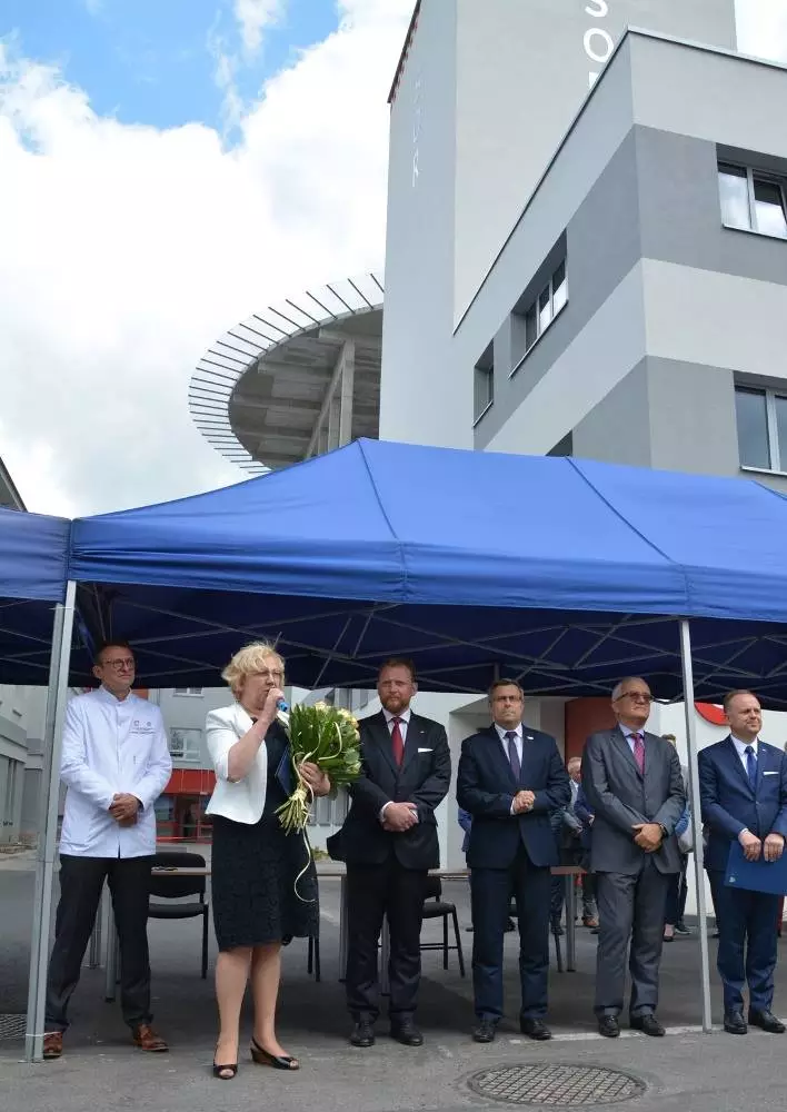 Oficjalne otwarcie oddziału odbyło się w środę 17 lipca. W uroczystości wziął udział minister zdrowia Łukasz Szumowski.