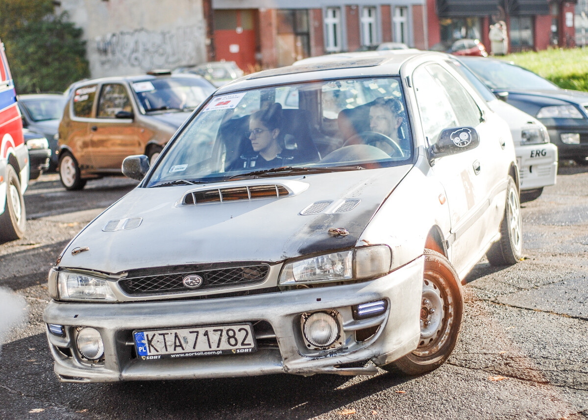 30 zgłoszonych załóg, ryk silników, zapach spalin i palonej gumy. Było głośno, kolorowo o bardzo emocjonująco na 2, edycji zawodów KJS Rally Zabrze.