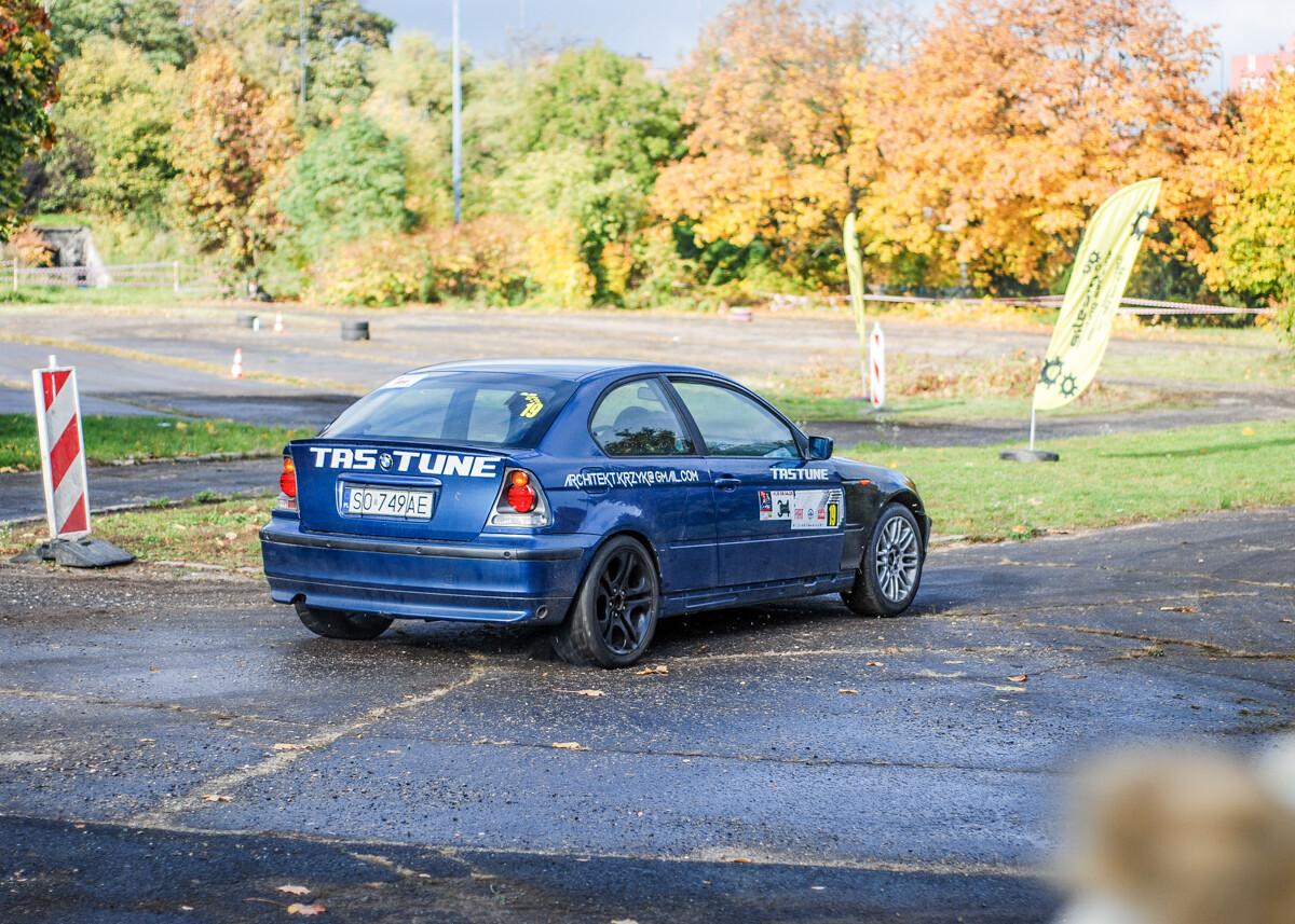 30 zgłoszonych załóg, ryk silników, zapach spalin i palonej gumy. Było głośno, kolorowo o bardzo emocjonująco na 2, edycji zawodów KJS Rally Zabrze.