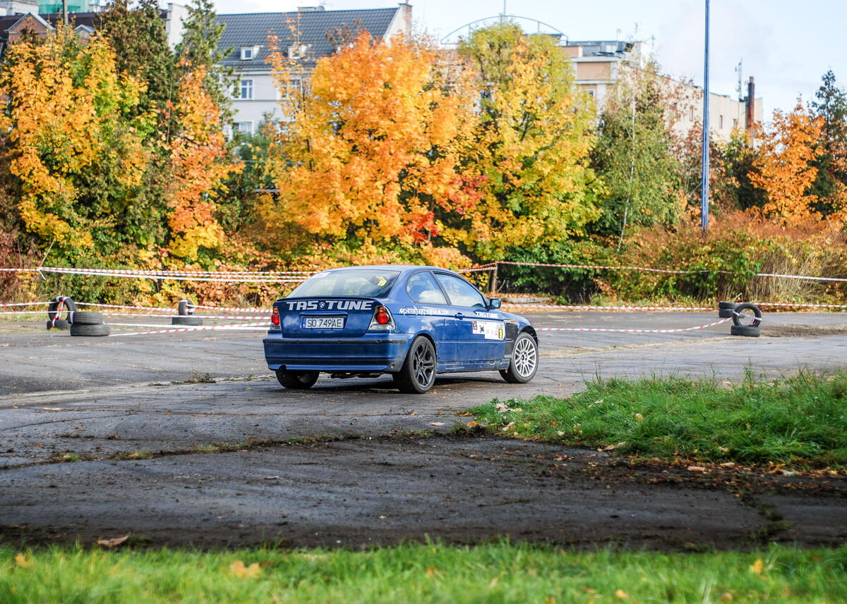30 zgłoszonych załóg, ryk silników, zapach spalin i palonej gumy. Było głośno, kolorowo o bardzo emocjonująco na 2, edycji zawodów KJS Rally Zabrze.