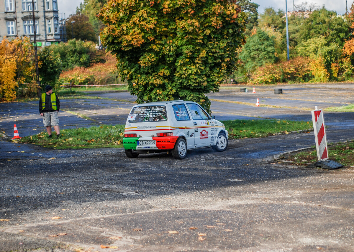 30 zgłoszonych załóg, ryk silników, zapach spalin i palonej gumy. Było głośno, kolorowo o bardzo emocjonująco na 2, edycji zawodów KJS Rally Zabrze.