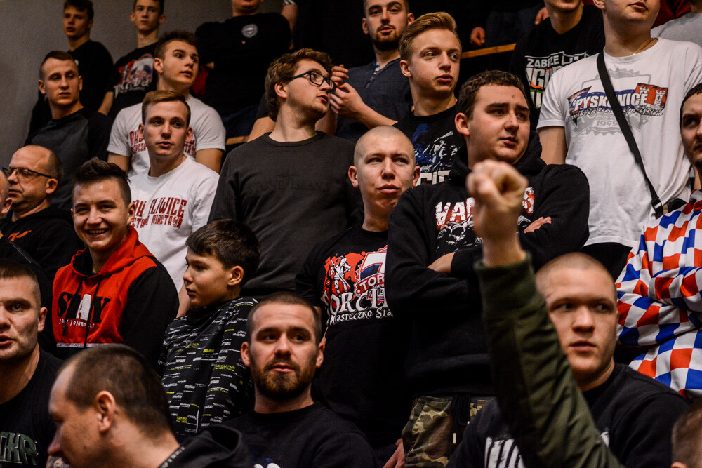 Około tysiąca osób pojawiło się na kultowych juz zawodach Torcida Cup organizowanych przez zaprzyjaźnione grupy kibiców. Świętowano 20 lat istnienia Torcidy.