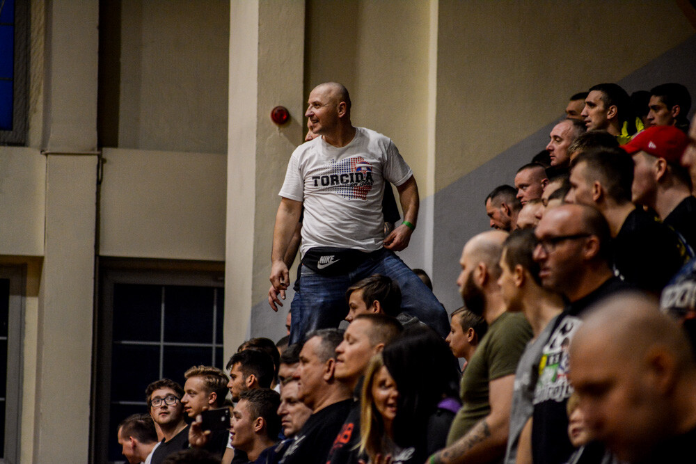 Około tysiąca osób pojawiło się na kultowych juz zawodach Torcida Cup organizowanych przez zaprzyjaźnione grupy kibiców. Świętowano 20 lat istnienia Torcidy