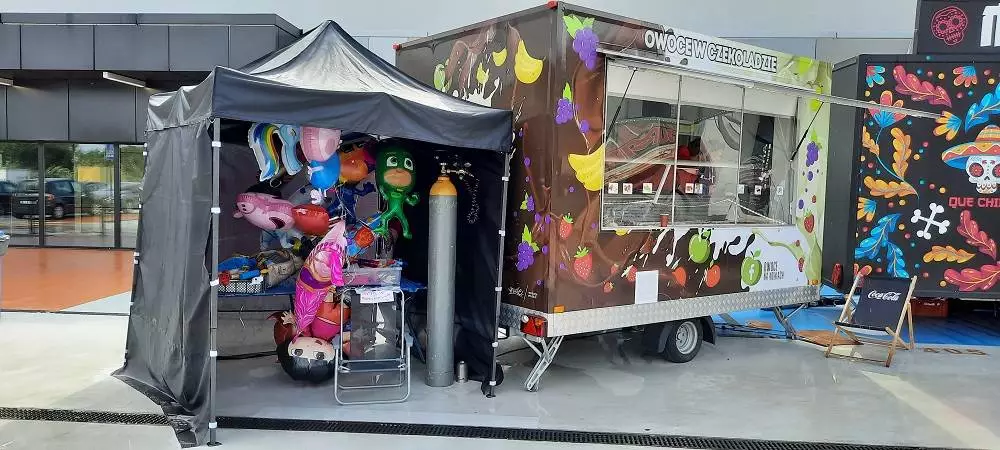 Trwa Zlot Food Trucków w Zabrzu. Zobacz fotorelacj&#281;!