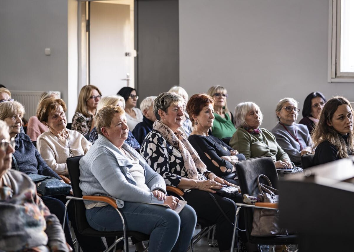 Uroczysta inauguracja nowego roku akademickiego Uniwersytetu Trzeciego Wieku w Zabrzu odbyła się w auli ŚUM / fot. UM Zabrze