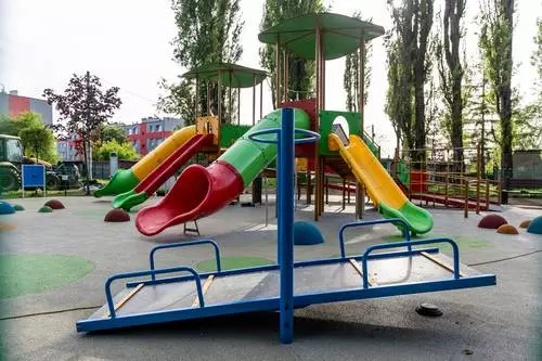 W Zabrzu Rokitnicy oddano do użytku nowy plac zabaw dla dzieci [FOTO]