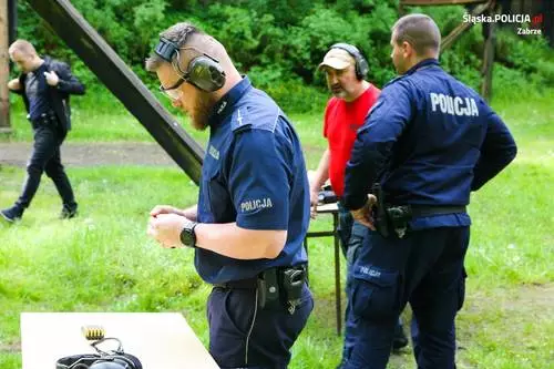 Zabrzańscy policjanci doskonalili swoje umiejętności na strzelnicy