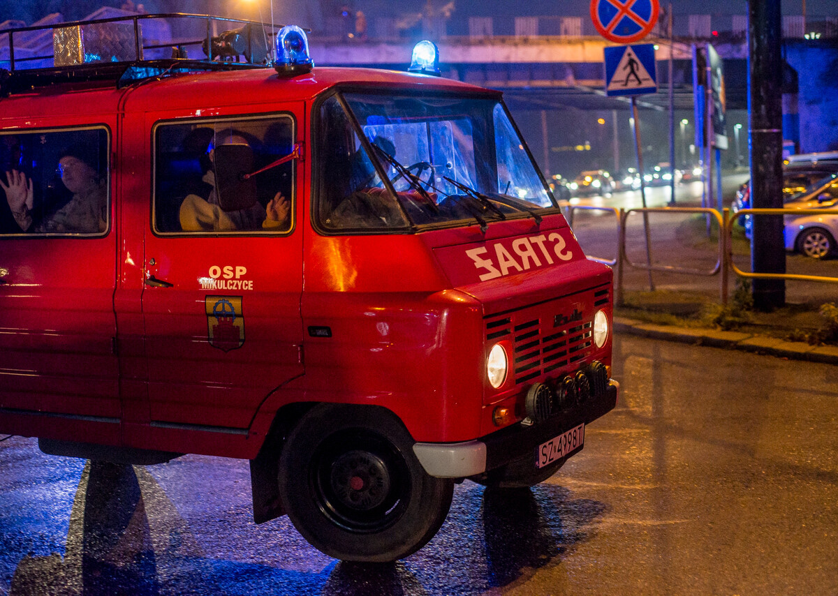 Za nami kolejna odsłona Militarnego Mikołaja. Świąteczna, wojskowa parada przejechała przez miasto z Parku Techniki Wojskowej, aż na plac wolności.