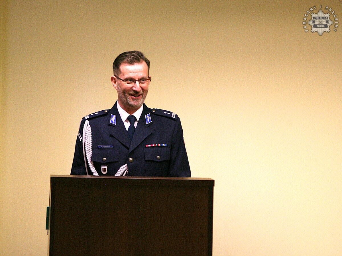 Od 10 stycznia młodszy inspektor Grzegorz Kasprzyk pełni funkcję Komendanta Miejskiego Policji w Zabrzu. / fot. KMP Zabre