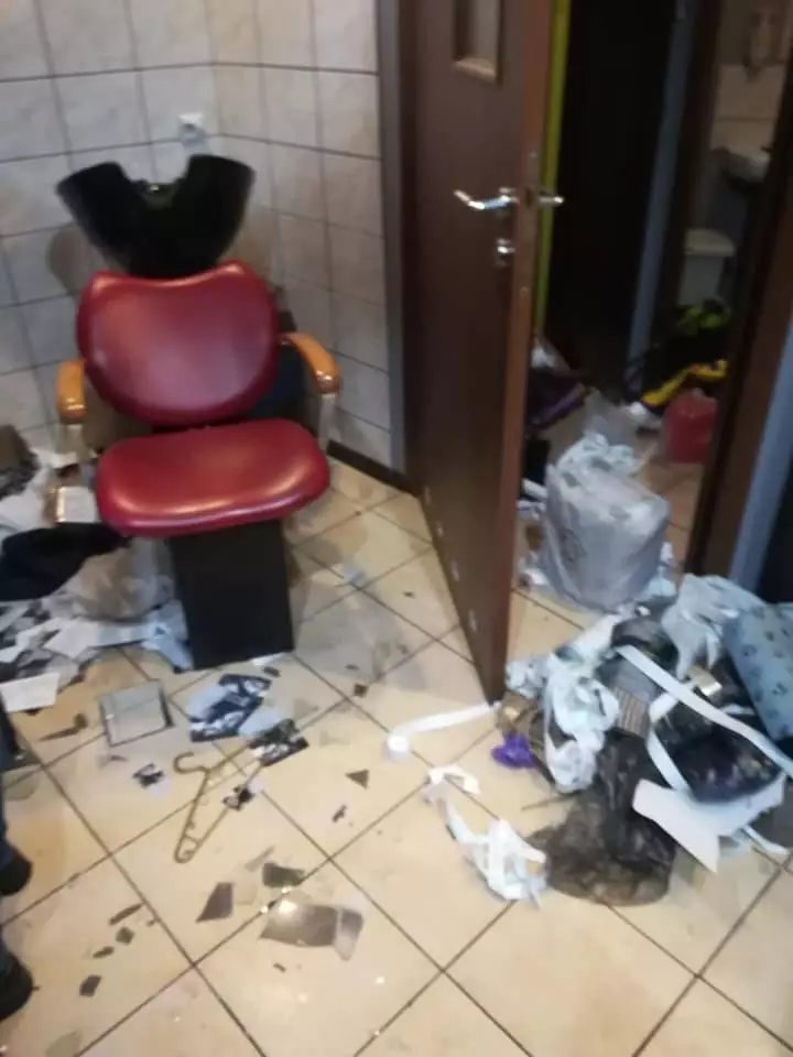 Zniszczono Salon Fryzjerski Sprawcy Poszukiwani Zabrze Informacje