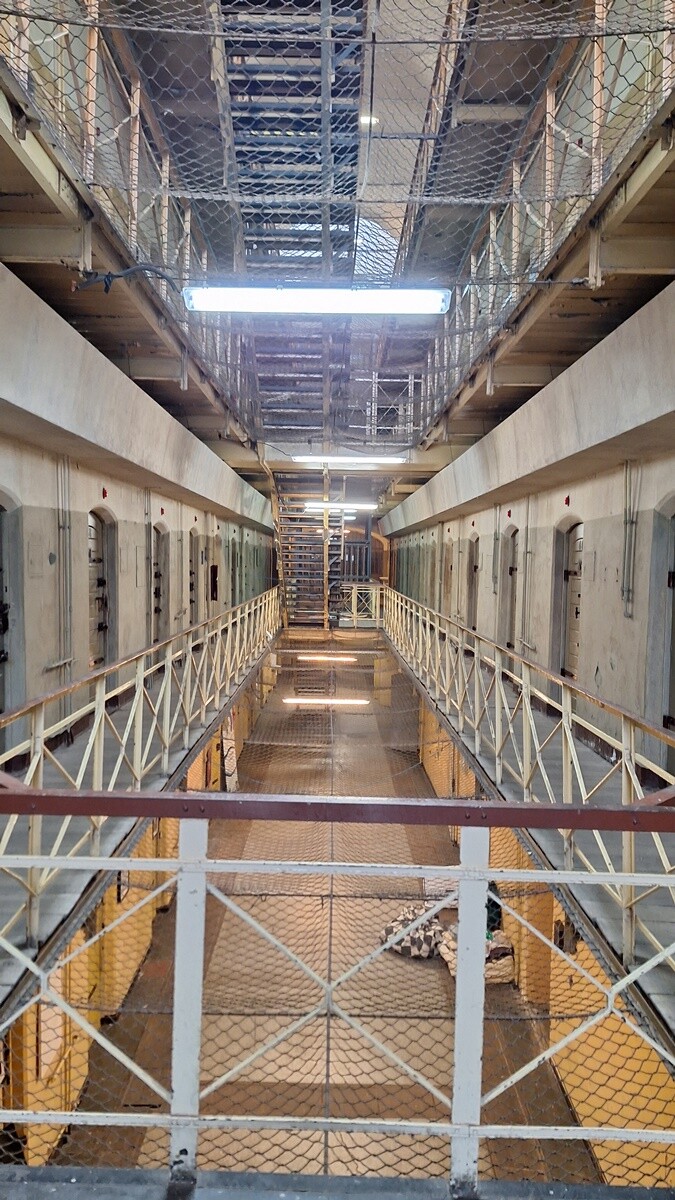 Zwiedzanie nieczynnego Aresztu Śledczego w Zabrzu.